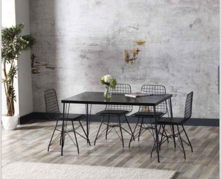 Set Masa & 4 Scaune - Negru/Negru